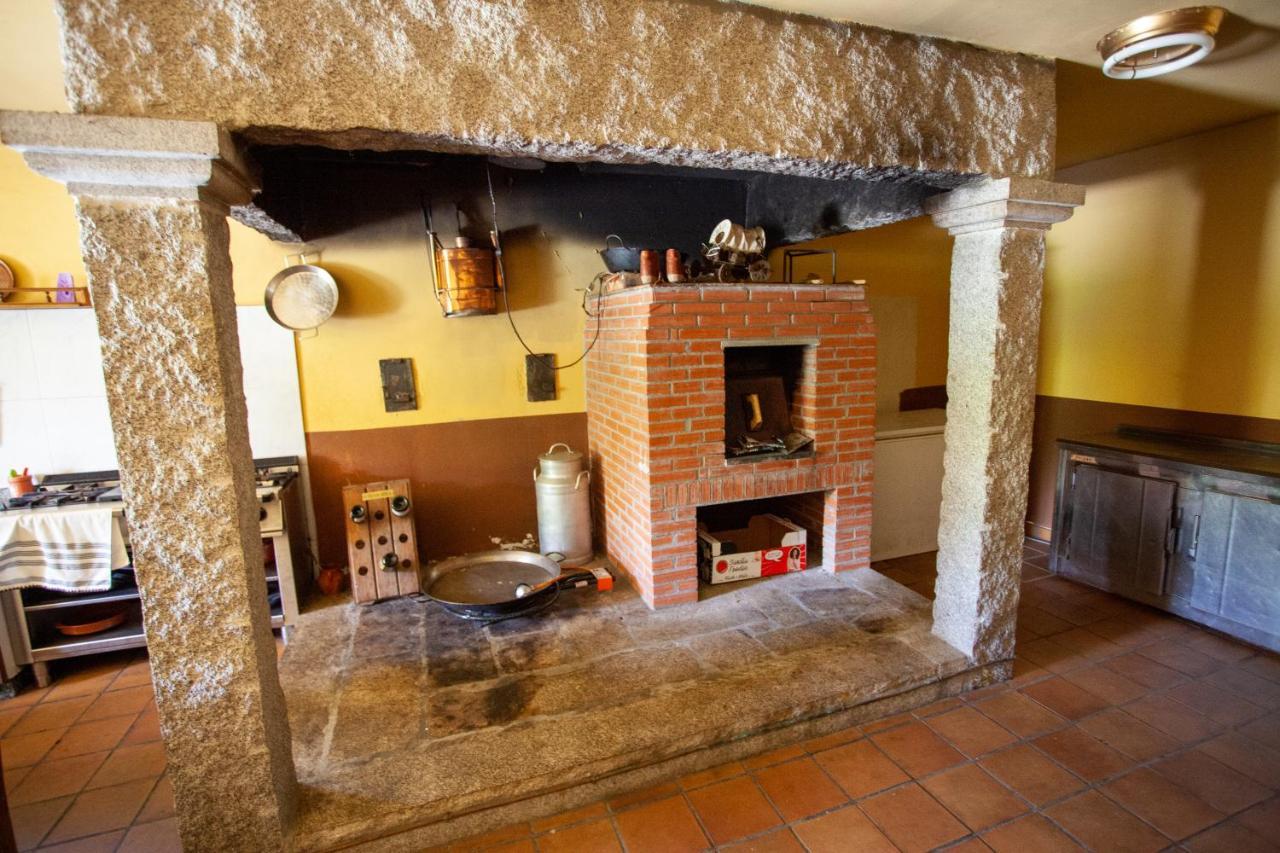 Espectacular Casa Con Piscina En Allariz Kültér fotó